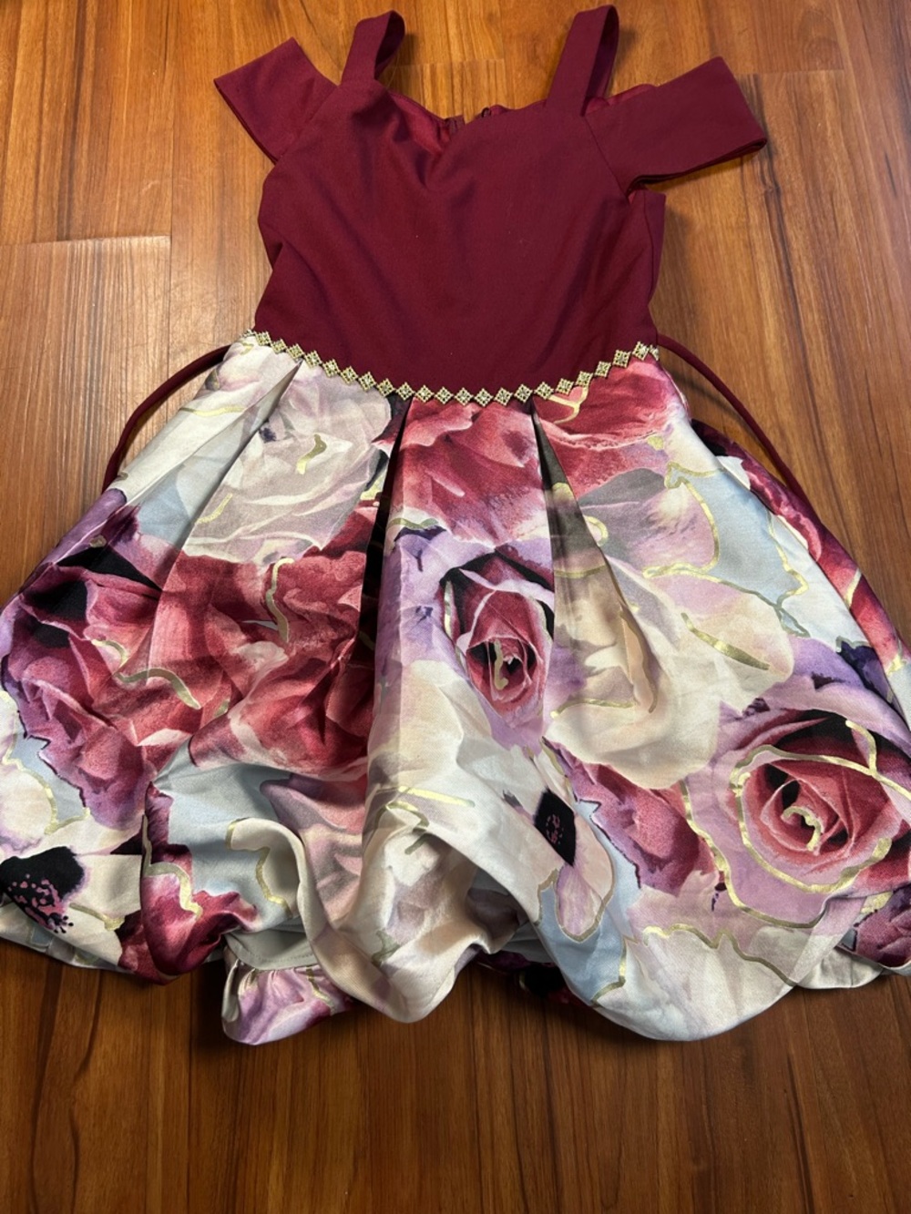 Speechless Burgundy Bodice Floral Rose Print Dress with Gold Trim